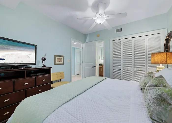 The Colonnades 1902 Holiday home Gulf Shores
